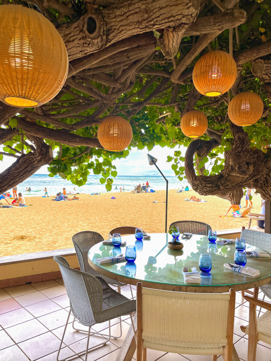 beach side table