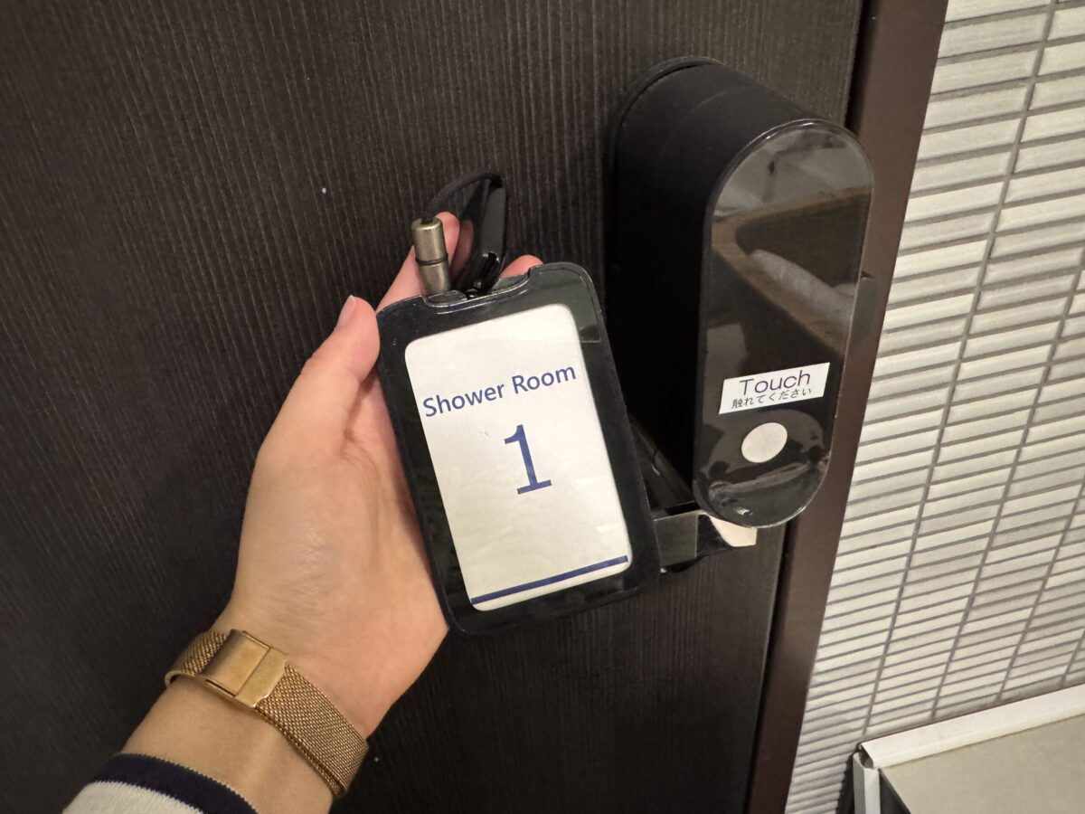 Card key of shower room