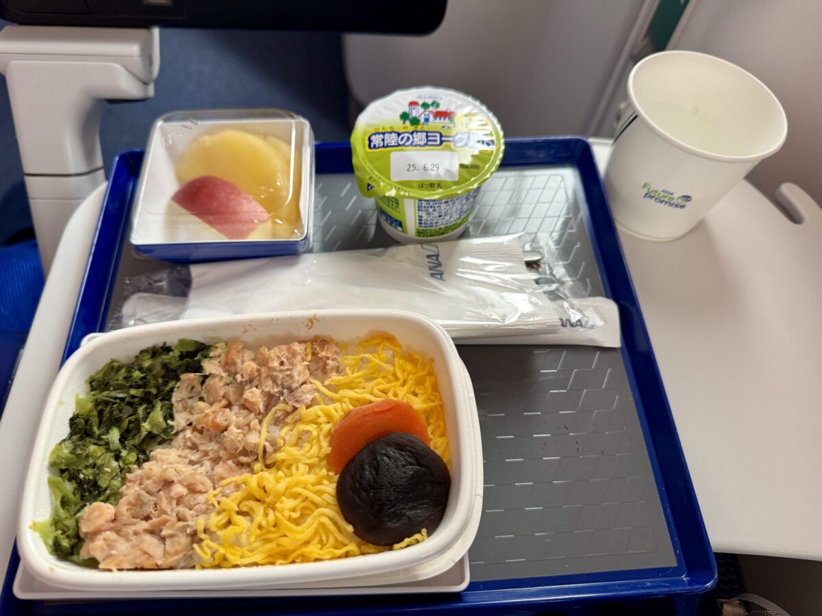 2回目の機内食